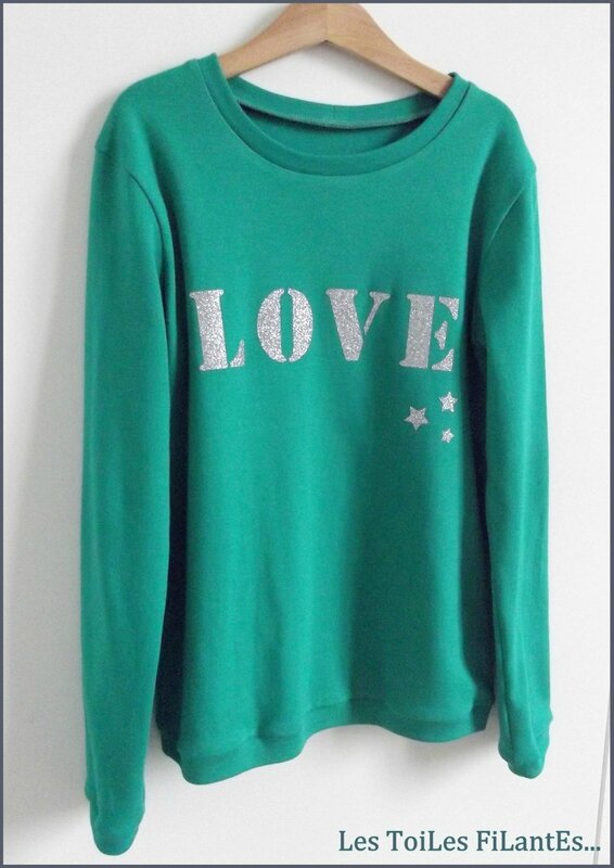 Tee-shirt vert LOVE1