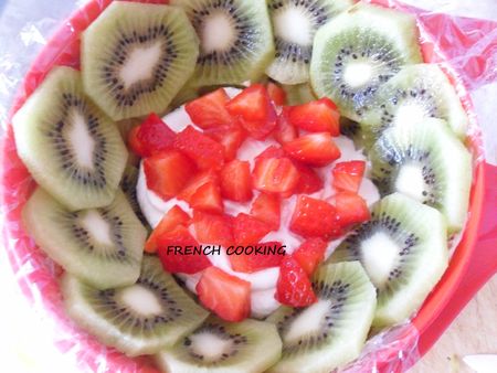 dôme de kiwi et fraises 3