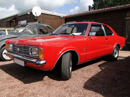 FORD Taunus XL 2 portes 1971 Festival des Voitures Anciennes de Hambach 2009 2