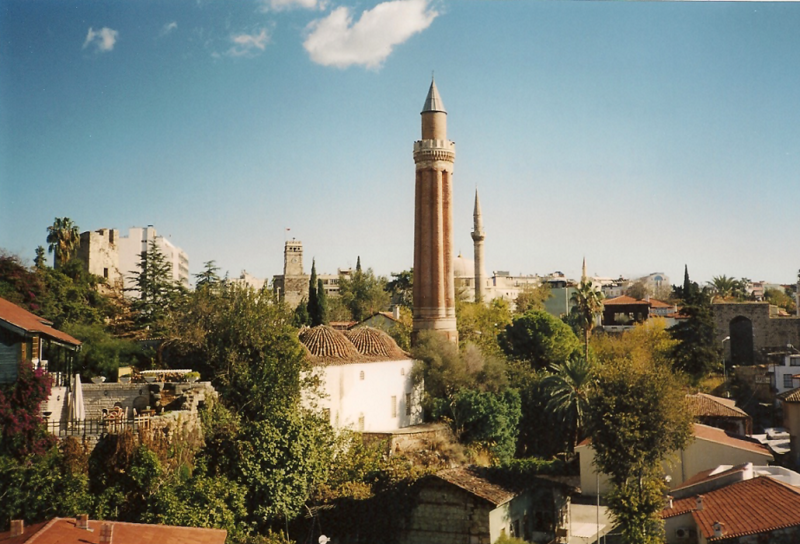 Antalya - La vieille ville et son minaret
