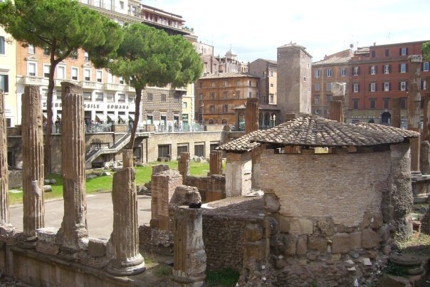 rome largo torre di argentina