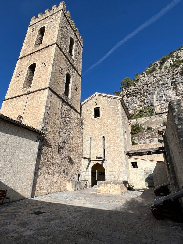 14-Entrevaux47