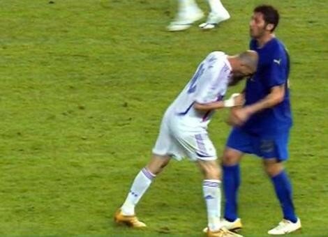 zidane4_wideweb__470x3400