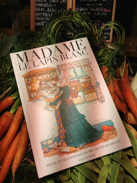 Madame Le Lapin Blanc couv