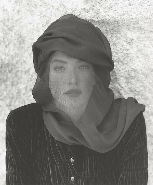 Tatjana_Veiled_Head_Joshua_Tree_19882