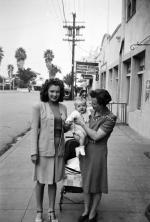 1944-01-catalina-norma_jeane_with_mrs_white-010-1a