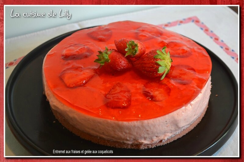 entremet aux fraises et coquelicots