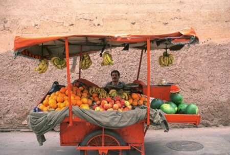 hill_morocco_fruit_vendor