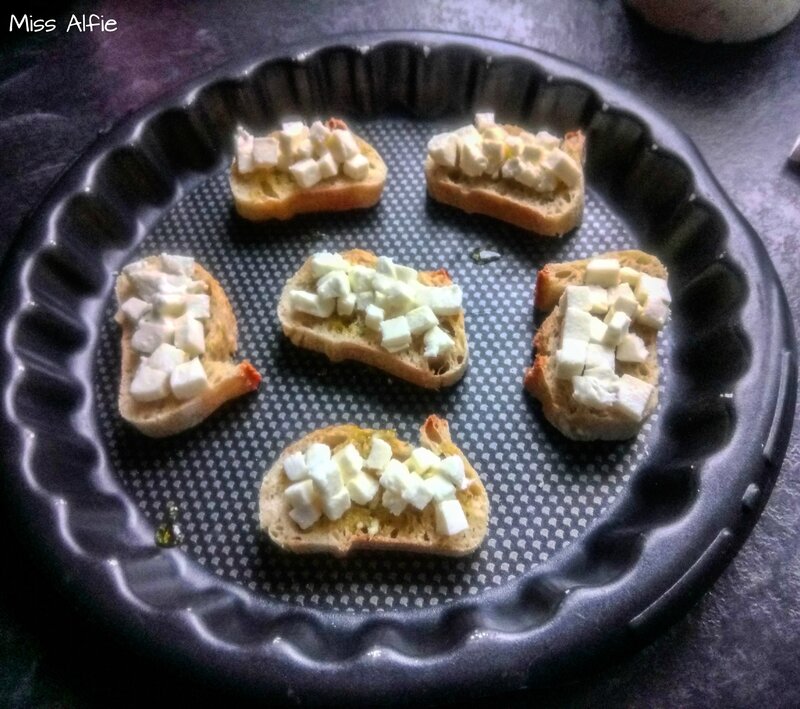 Tartines ail et mozza