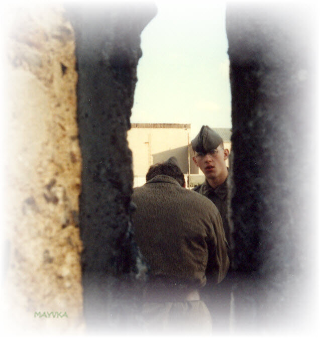 Chute du Mur, 1989 (c) C. MENOT