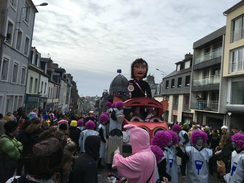Carnaval de Granville la Grande Cavalcade dimanche 7 février 2016 char Baudrie rue Courraye