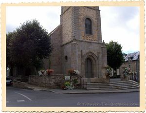 081025_003_face-eglise-de-caulnes