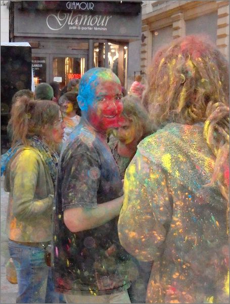 Ville fete couleurs 10 120913 glamour