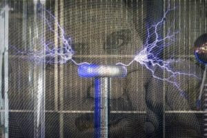 energy-tesla-768x511