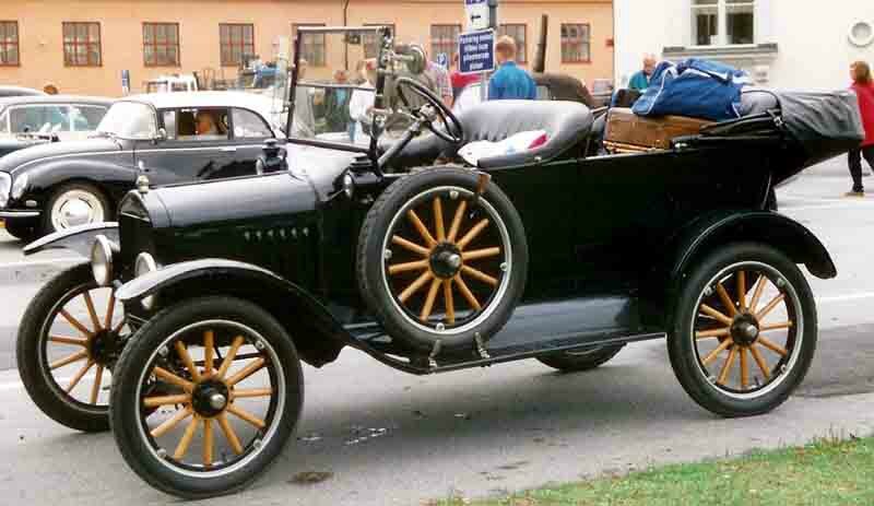 1923_Ford_Model_T_Touring_3