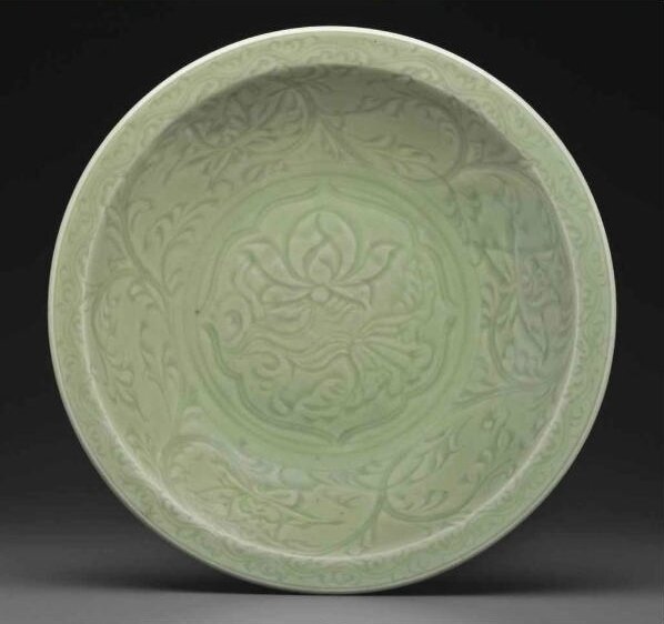 A large Longquan celadon 'lotus' dish, Ming dynasty, 15th century