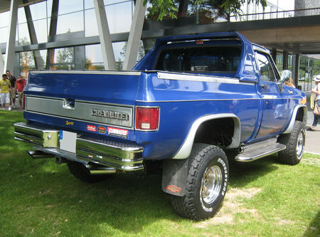 Chevrolet_blazer_02