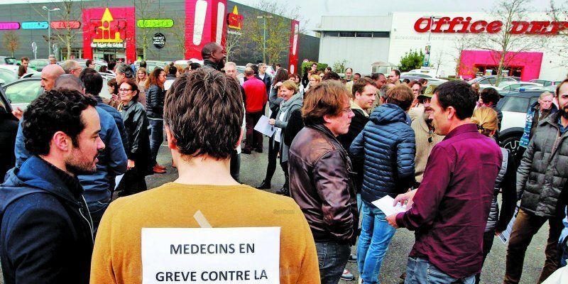 Opération escargot contre la loi santé
