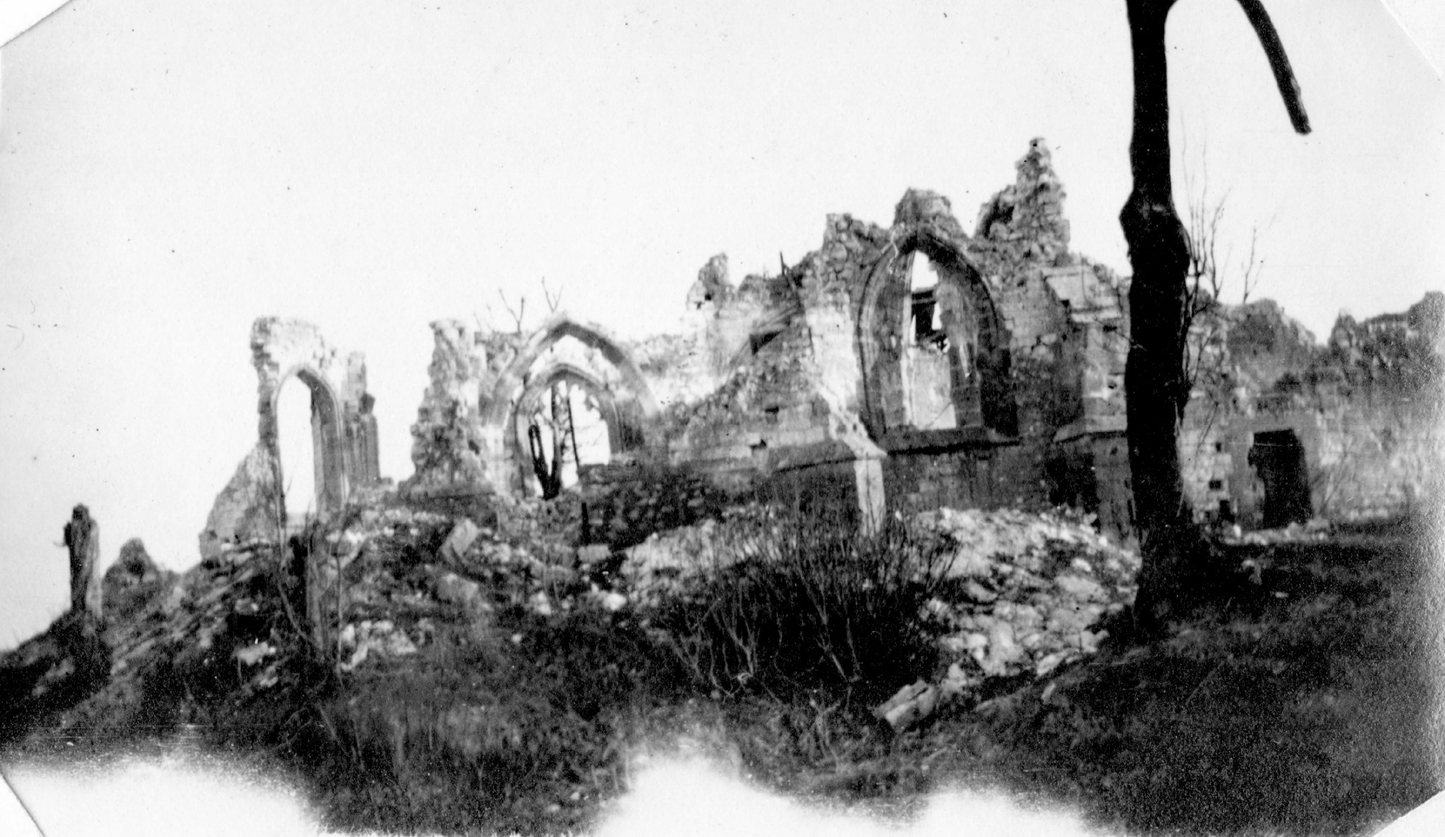 Album R. Verney p.202 droite bas