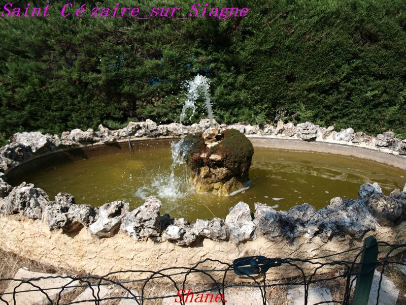 le 05-07-2009 bassin aux grotte de St Cézaire