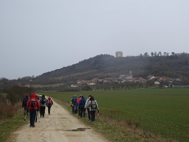 vers le village de Montsec