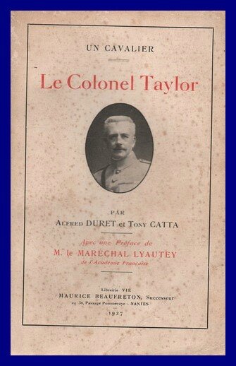 Un cavalier Le colonel Taylor