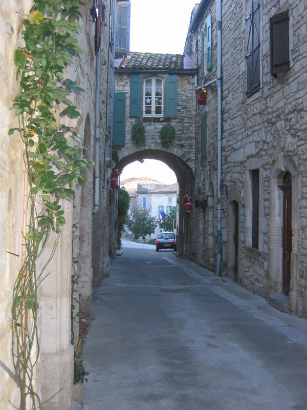Vézenobres