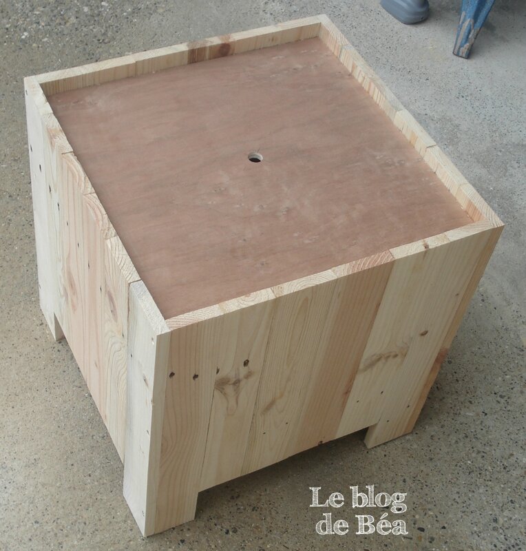 DIY tabouret rangement en bois de palette