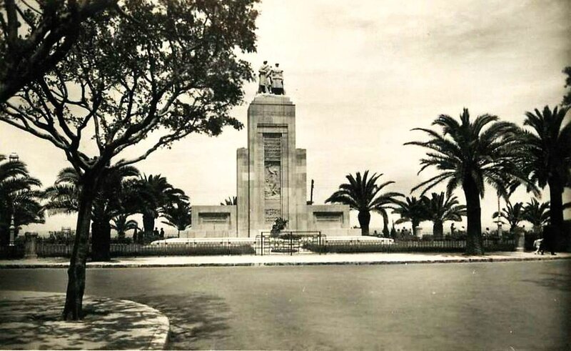 FM aa- 083- Monument aux morts