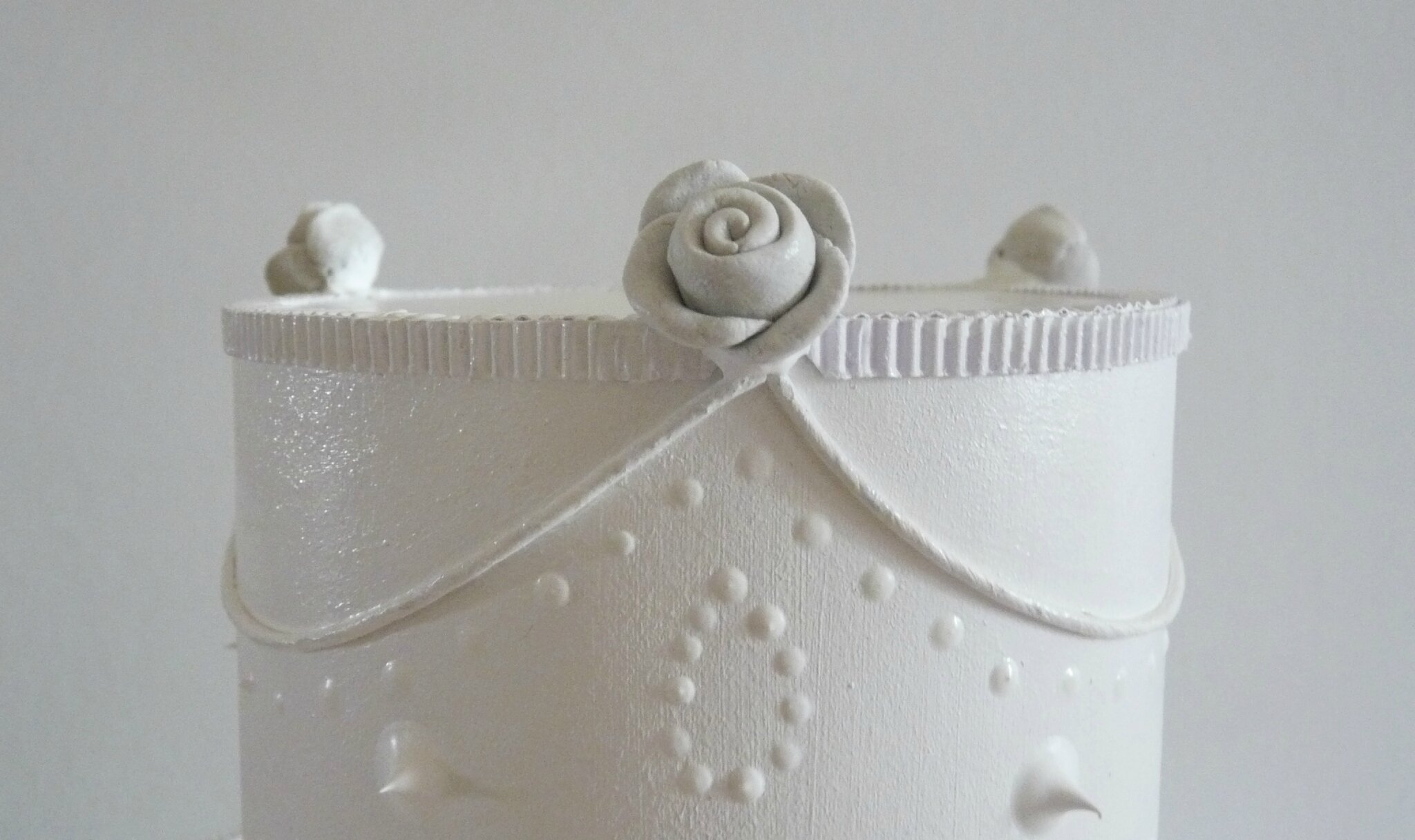 gâteau présentoir pour dragées, baptême, détail