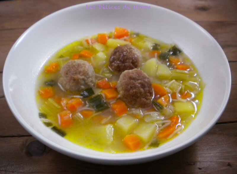 Bouillon aux boulettes 5