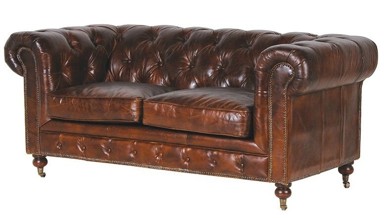 canapé chesterfield usé