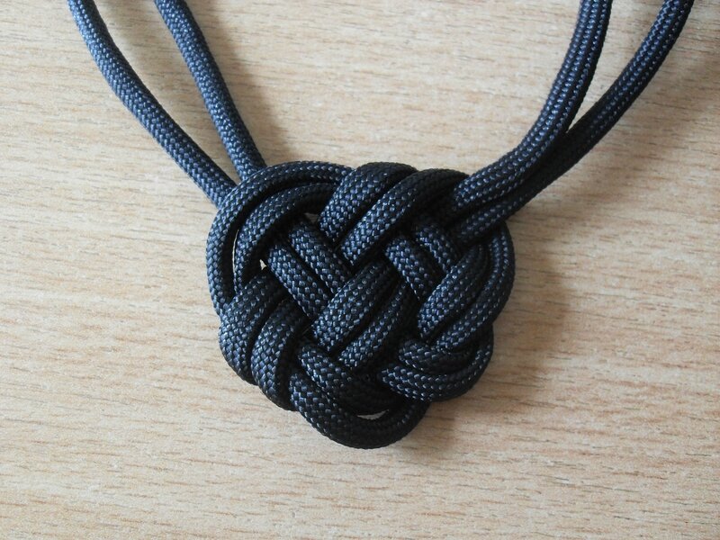 collier paracord
