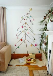 wall-christmas-tree-ideas-6