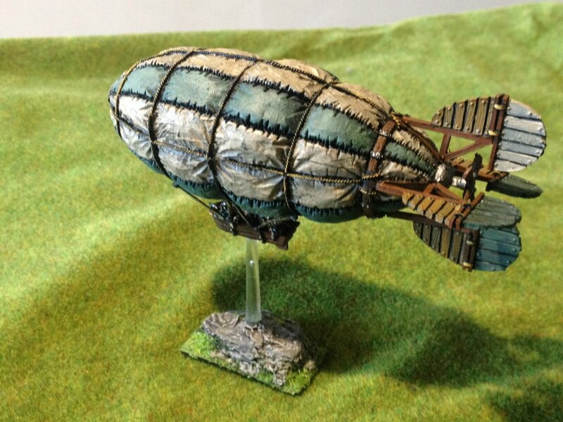 Zepelin Nains dwarf airship (4)