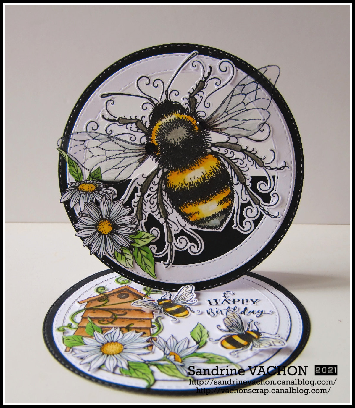 Sandrine VACHON carte bee Pink Ink Designs (1)