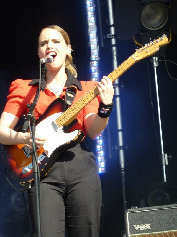 2011 06 Anna Calvi Dia de la Musica Heineken El Matadero 019