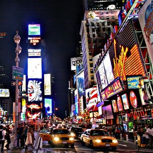 Time Square et tout ses métro, New York chez srat et gloewen (1)