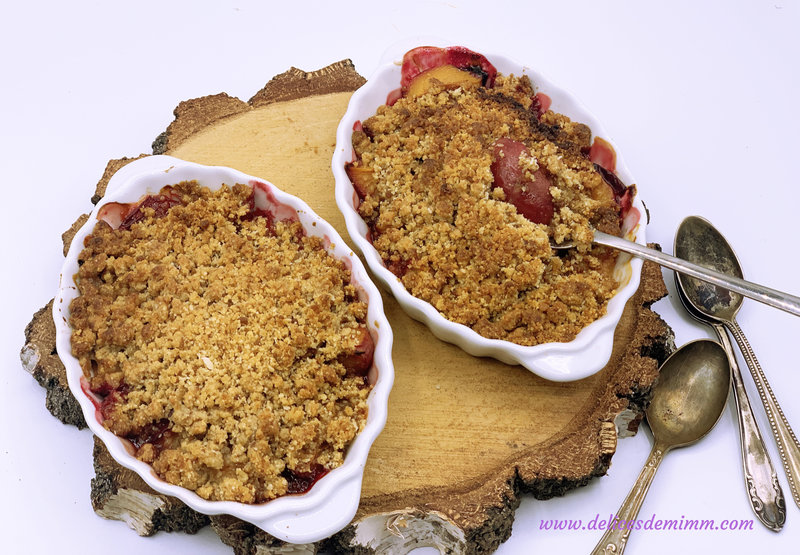 Crumble aux prunes rouges à la cannelle 3