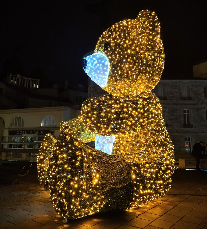 Biarritz, Biarritz en lumière 2023, ours lumineux (64)