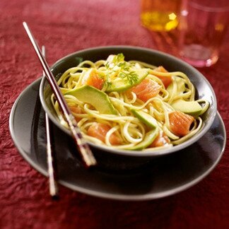 salade-nouilles-saumon-avocat