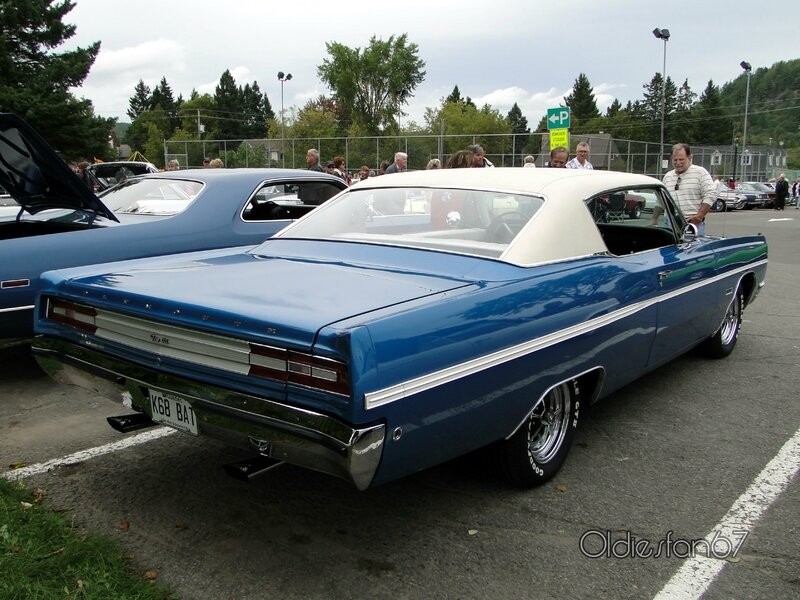 plymouth-fury-3-fastback-coupe-1968-b