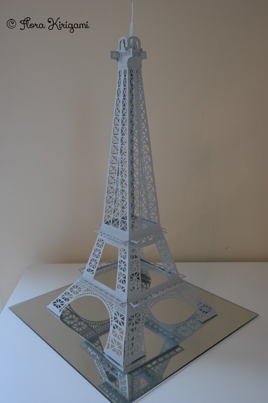 tour Eiffel Kirigami 3