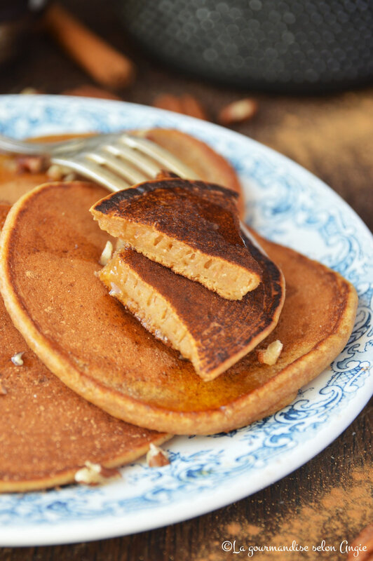 pancakes vegan à la patate douce et à la cannelle (1)