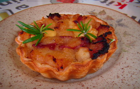 TARTELETTES AUX POMMES ET COPPA (entrée chaude) recettes TARTELETTES AUX POMMES ET COPPA (entrée chaude)