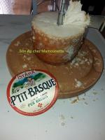 p'tit basque coupé avec l'appareil pour tête de moine