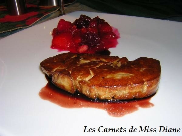 Foie gras poêlé et sa compote épicée