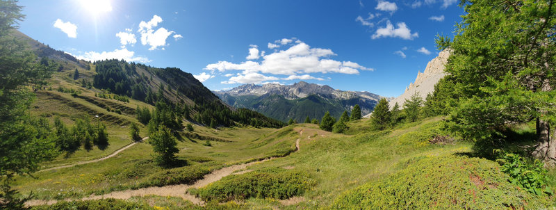 Au Col de Bramousse (2 251 m), direction Ceillac