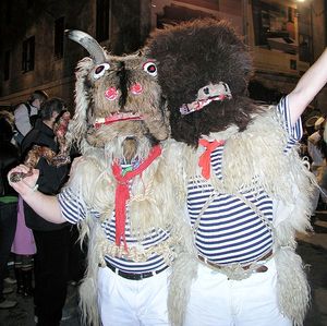 602px_Halubajski_zvoncari_viskovo_2008_14