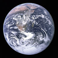 200px_The_Earth_seen_from_Apollo_17